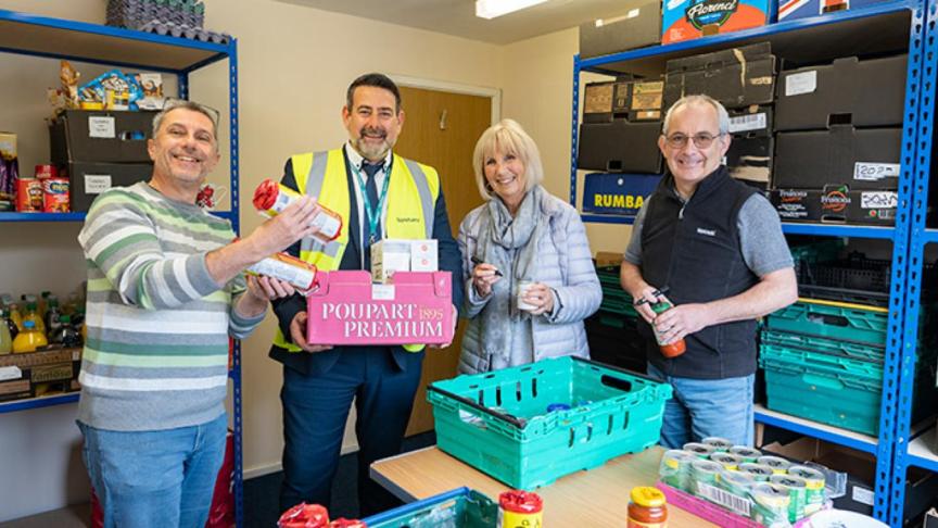Sanctuary volunteers at a food bank
